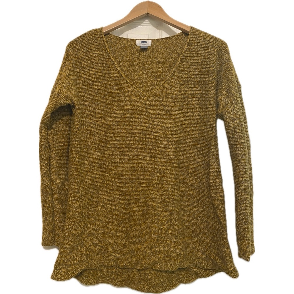 Old Navy Sweater